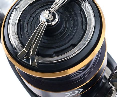 Котушка Daiwa 20 Legalis LT 2000